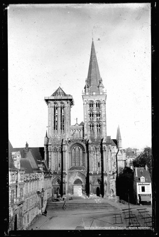 Vue de la tour nord de la Cathédrale Saint-Pierre à Lisieux (photos n°991 et 993)