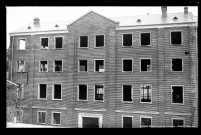 Le nouveau bâtiment de l'Institution Frémont (photos n°412 et 506)