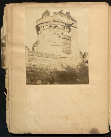 La Tour aux Gens d'armes à Caen (photos n°168 à 170)