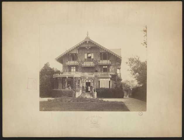 Petites maisons de campagne (villas modernes), par d'Albert Levy photographe, (estampille) M. Jarrier architecte