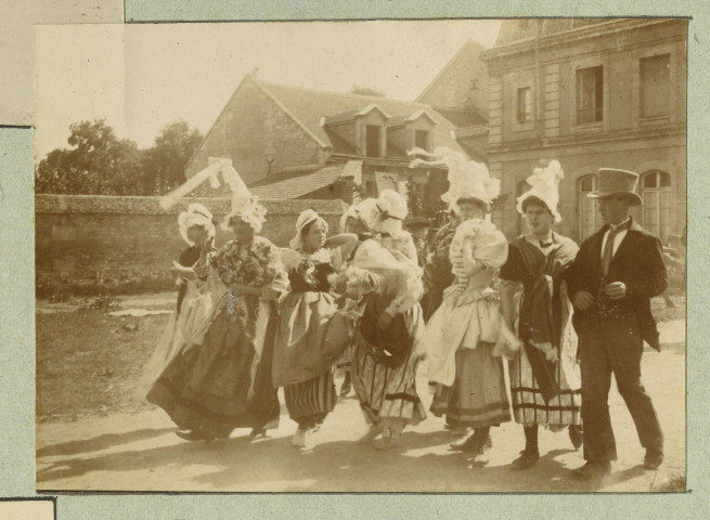 "Fêtes du Souvenir Normand" (photos n°647 à 657)
