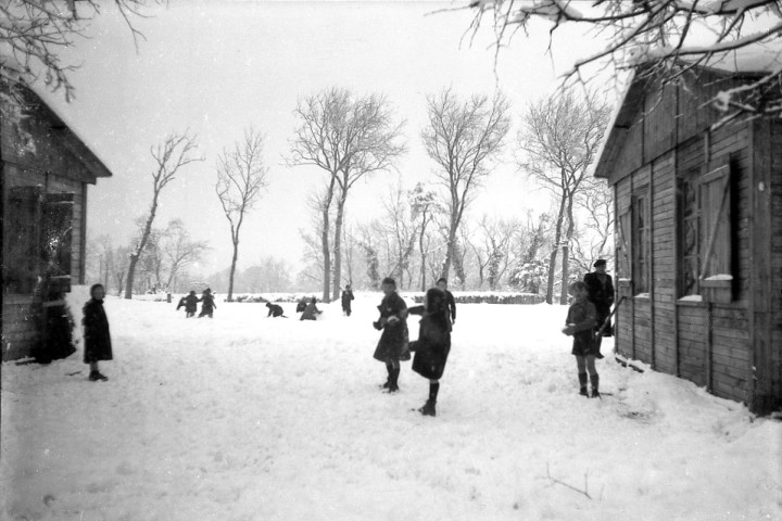 Quartier Guibray : église Notre-Dame de Guibray, place de la Reine Mathilde... (photos n°222 à 250, n°599)