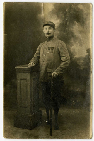 Photographies de poilus et de blessés