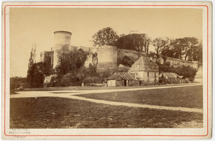 Château de Falaise, par Charles Lemore ; et église Saint-Gervais de Falaise, par A.W. Picton