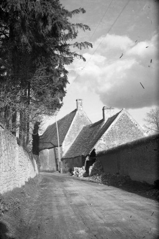 Villy-lez-Falaise : campagne et chemins (photos n°807 à 814)