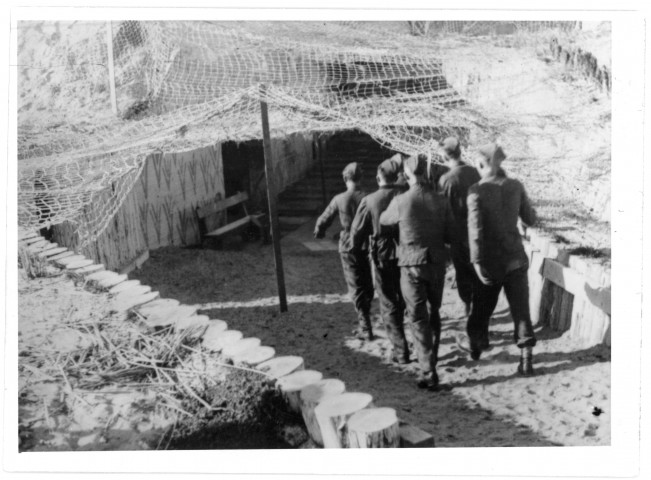 L'entrée du bunker à canon antichar (photo 232)