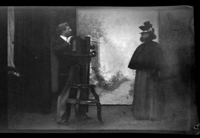 Portraits, groupes, scènes de rue (photos n°215 à 226, 230 à 245, 247 à 249, 251 à 293 , 308 à 318)