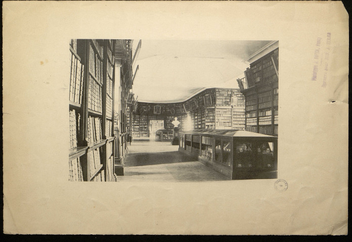 Vues de l'intérieur de la Bibliothèque municipale de Caen (dont 2 phototypies de J. Royer de Nancy)