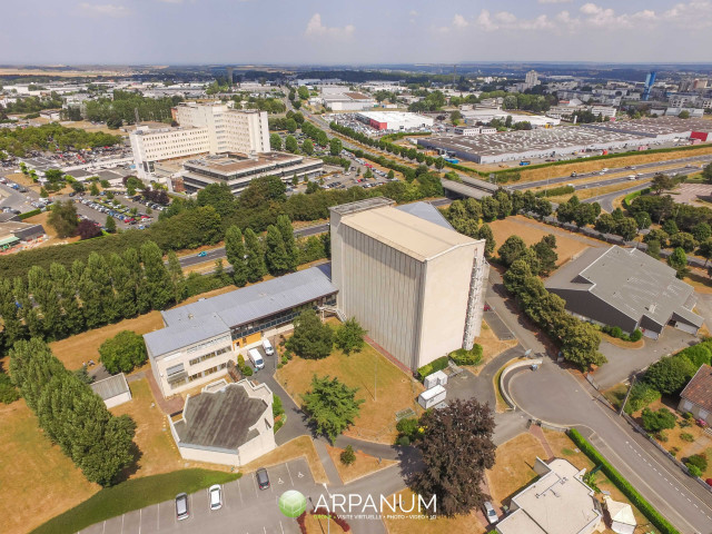 6Fi - Photographies aériennes des bâtiments des Archives du Calvados, prises depuis un drône, par Arnaud Poirier de la société Arpanum