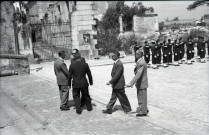 La Fête des Ailes, fanfares militaires jouant sur la Place Guillaume le Conquérant devant l'Hôtel de Ville (photos n°323 à 324)