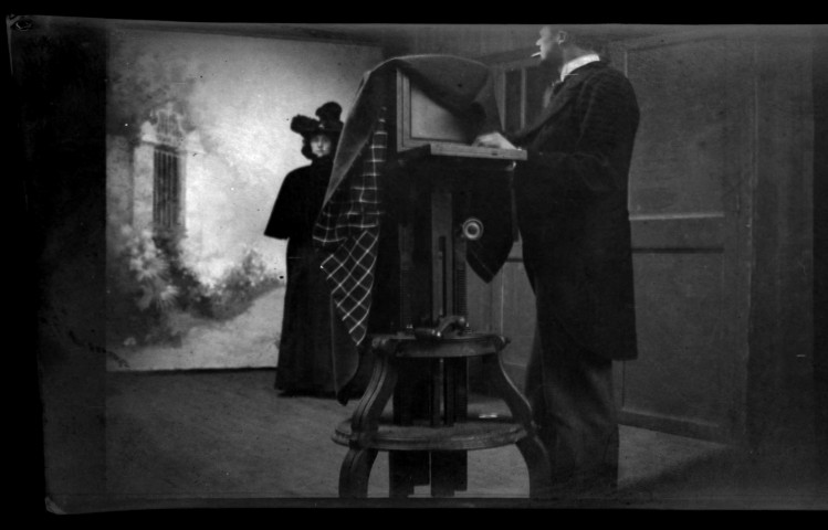 Portraits, groupes, scènes de rue (photos n°215 à 226, 230 à 245, 247 à 249, 251 à 293 , 308 à 318)