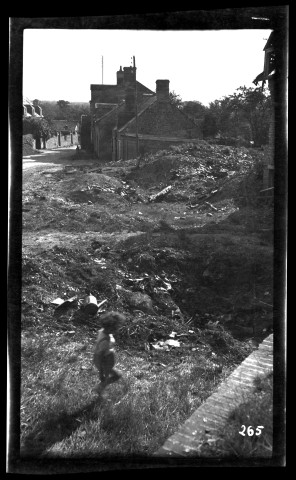 Saint-Pierre-du-Regard durant la Seconde Guerre mondiale, ruines (photos n°354 à 380)