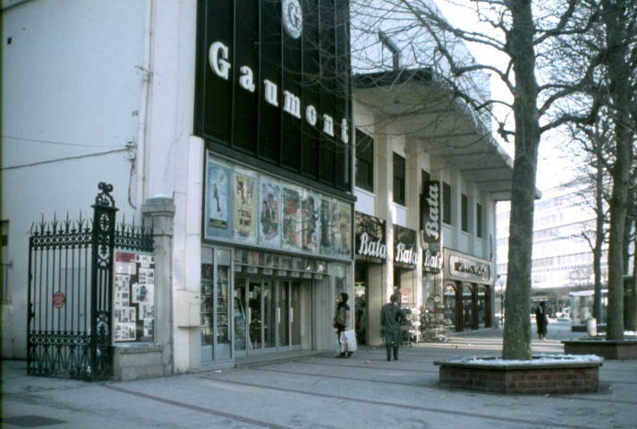 Cinéma Gaumont (photo n°148) ; Cinéma LUX (photo n°149)