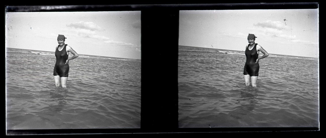 Port-en-Bessin en 1927 : photos de famille (scènes de plage, bains de mer...)