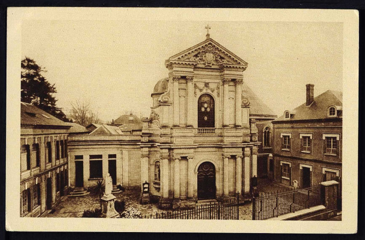 Chapelle du Carmel : extérieur (n°969 à 1016) Intérieur (dont les reliques de Sainte-Thérèse) (n°1017 à 1158)