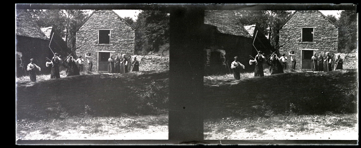 Ploërmel : église, gisants, lavandières, travaux agricoles