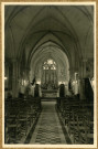Eglise non identifiée avant destruction : vues intérieures de la nef et du chœur (photos 11 et 12).