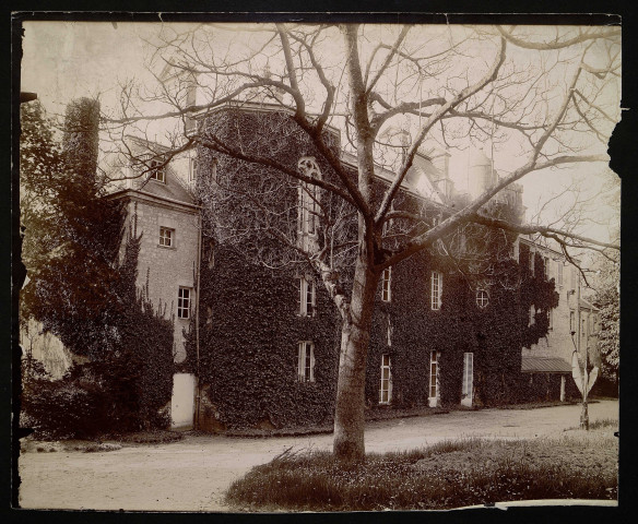 10 - Château de Sainte-Croix-Grand-Tonne, sans auteur