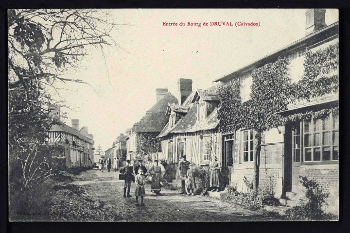 Beaufour : Bourg (n°1 - 2) ; Ecole (n°3) ; Eglise (n°4) ; Presbytère (n°5)