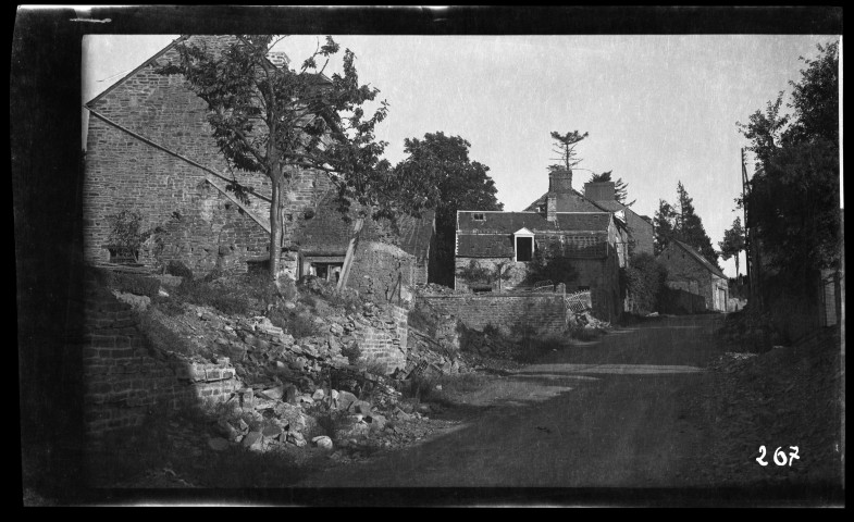 Saint-Pierre-du-Regard durant la Seconde Guerre mondiale, ruines (photos n°354 à 380)