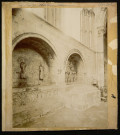 3-4 - Les tombeaux du transept Saint-Pierre à Lisieux, par Henri Magron