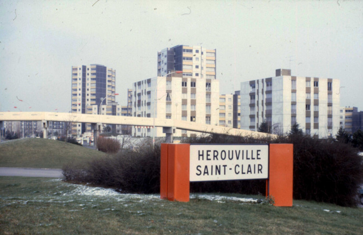 Panneaux d'entrée de commune (photos n°209 à 210bis)