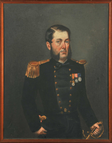 Buste d'Achille-Michel Tallevast en costume militaire et médaillé