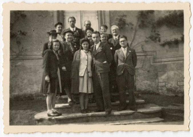 Mariage de André Bernier et Marie-Louise Toutain au château de Bénouville, en mai 1944 (photos n°63 et 64)