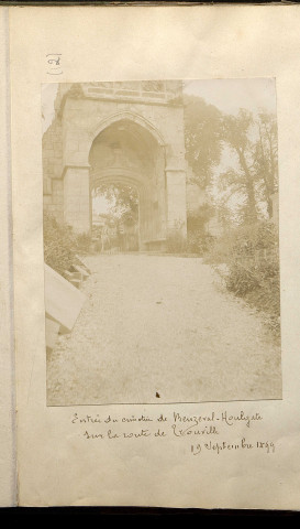Beuzeval-Houlgate : entrée du cimetière, vue générale (photos n°12 et 38)