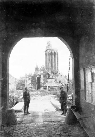 Église Saint-Pierre en ruines (photos n°45 à 48)