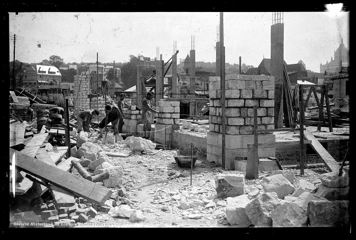 Immeuble Collectif d'Etat situé sur le boulevard Sainte-Anne (photos n°1104, 1117, 1274, 1279, 1128, 1127, 851, 1020, 272, 1177 et 984)