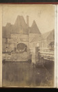 Vaucelles : château (erreur "château de Sully") et église