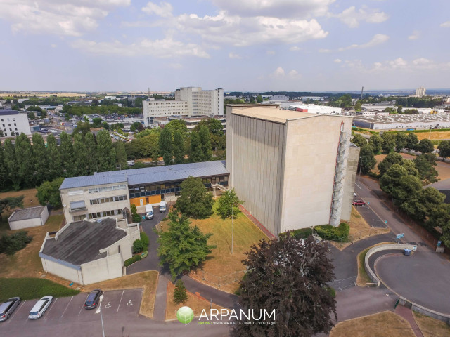 6Fi - Photographies aériennes des bâtiments des Archives du Calvados, prises depuis un drône, par Arnaud Poirier de la société Arpanum