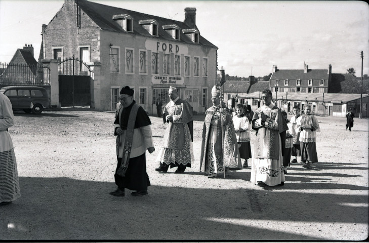 Diverses cérémonies et processions religieuses (photos n°293 à 296)