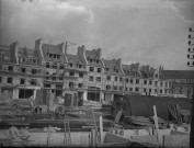 Centre-ville de Falaise en reconstruction (photos n°1 à 2)