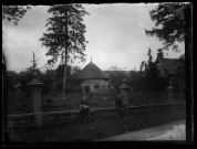 Entourage, famille et amis (photos n°23 à 26 ; 29 à 32)