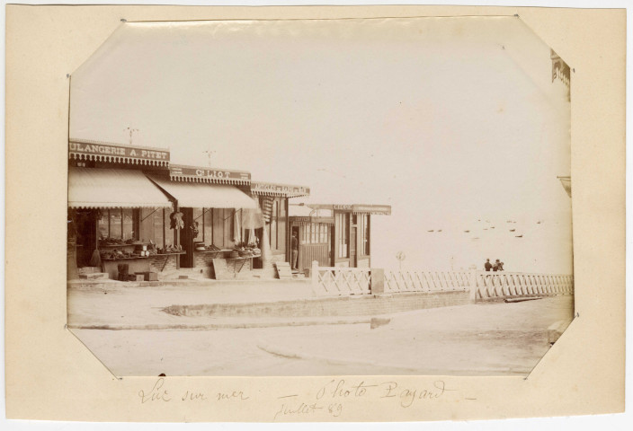 Photos de Luc-sur-Mer, par Payard (bisquine, plage, brèche du Quilhoc) (n°114 à 116)