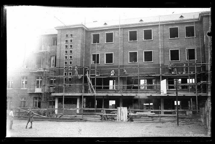 Construction de l'institution Frémont (photos n°790, 792 et 802)