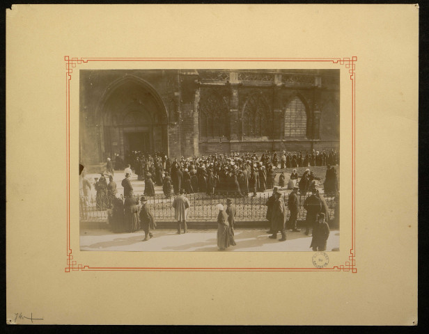 Le dimanche des rameaux à l'église Saint-Pierre de Caen, par M. Morice. Photographie gagnée à la tombola de l'Exposition de photographie de 1893.