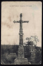 Douville-en-Auge : Croix du cimetière (n°1) ; Carrelet (n°2) ; Château (n°3)