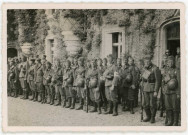 Soldats allemands au château d'Ouville-la-Rivière, Seine-Maritime (photographies n°10 à 12)