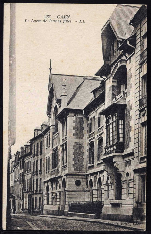 Lycée de jeunes filles, cour et Bâtiment (rue Pasteur) (n°2219 à 2020)