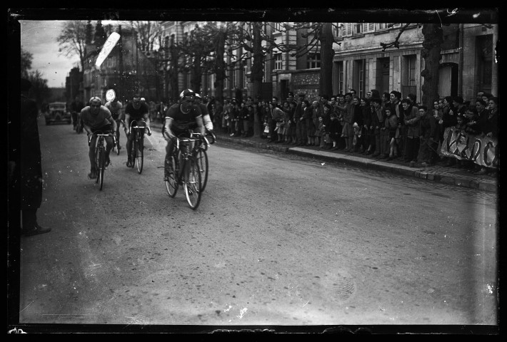Course du Vélo Club Lexovien VCL (photos n°7571 à 7577, 7584, 7589)